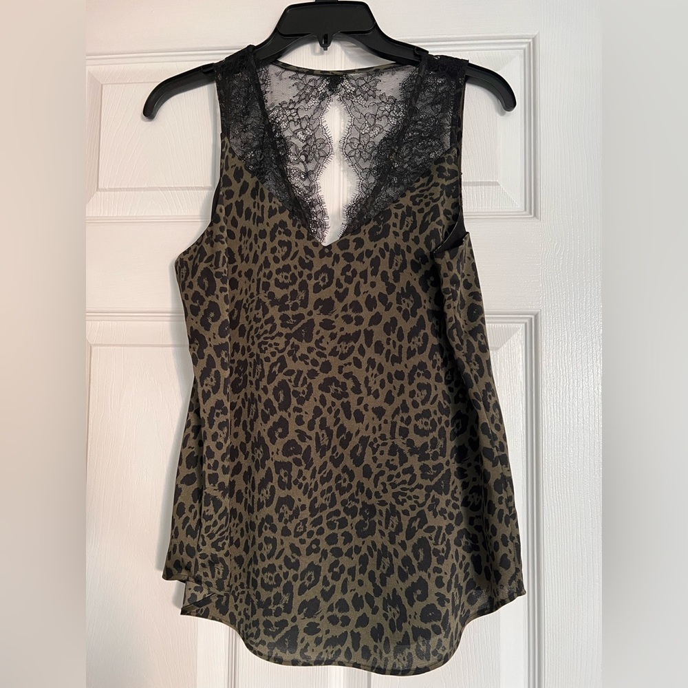 Express NWT Animal Print Racerback Tank Top S Lace Trim Lightweight Blouse